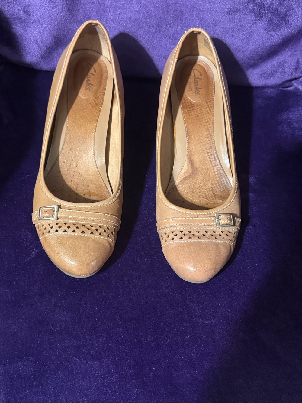 Clarks Women's Tan Leather Heeled Pumps with Buckle Accent